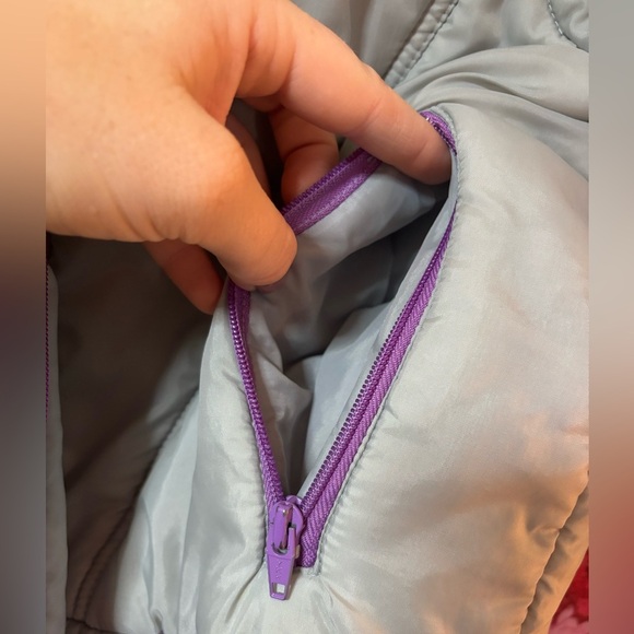 Women's Gray and Purple Puffer Jacket with Removable Sleeves - Picture 11 of 13